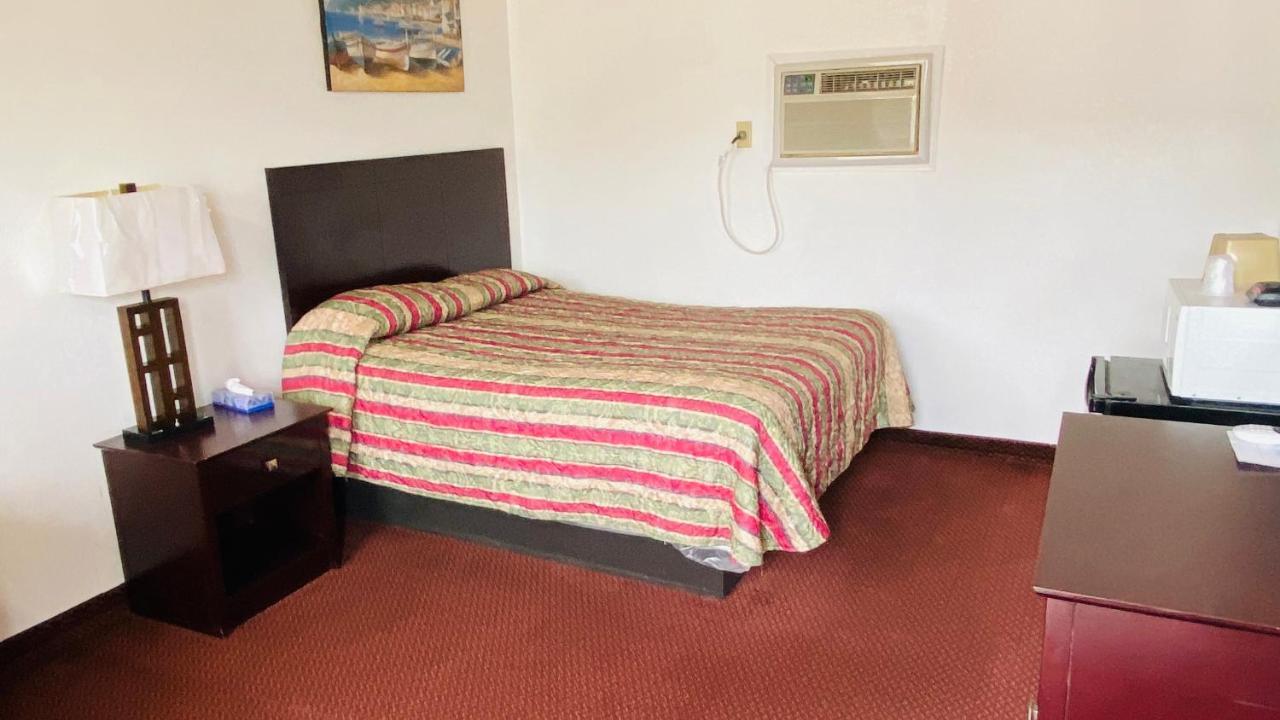 Freer Budget Inn & Suites المظهر الخارجي الصورة