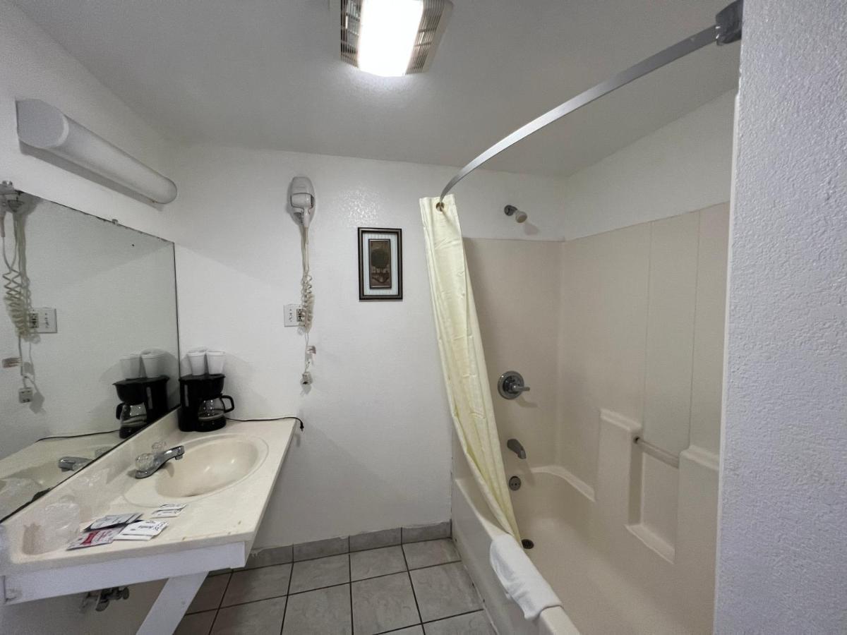 Freer Budget Inn & Suites المظهر الخارجي الصورة